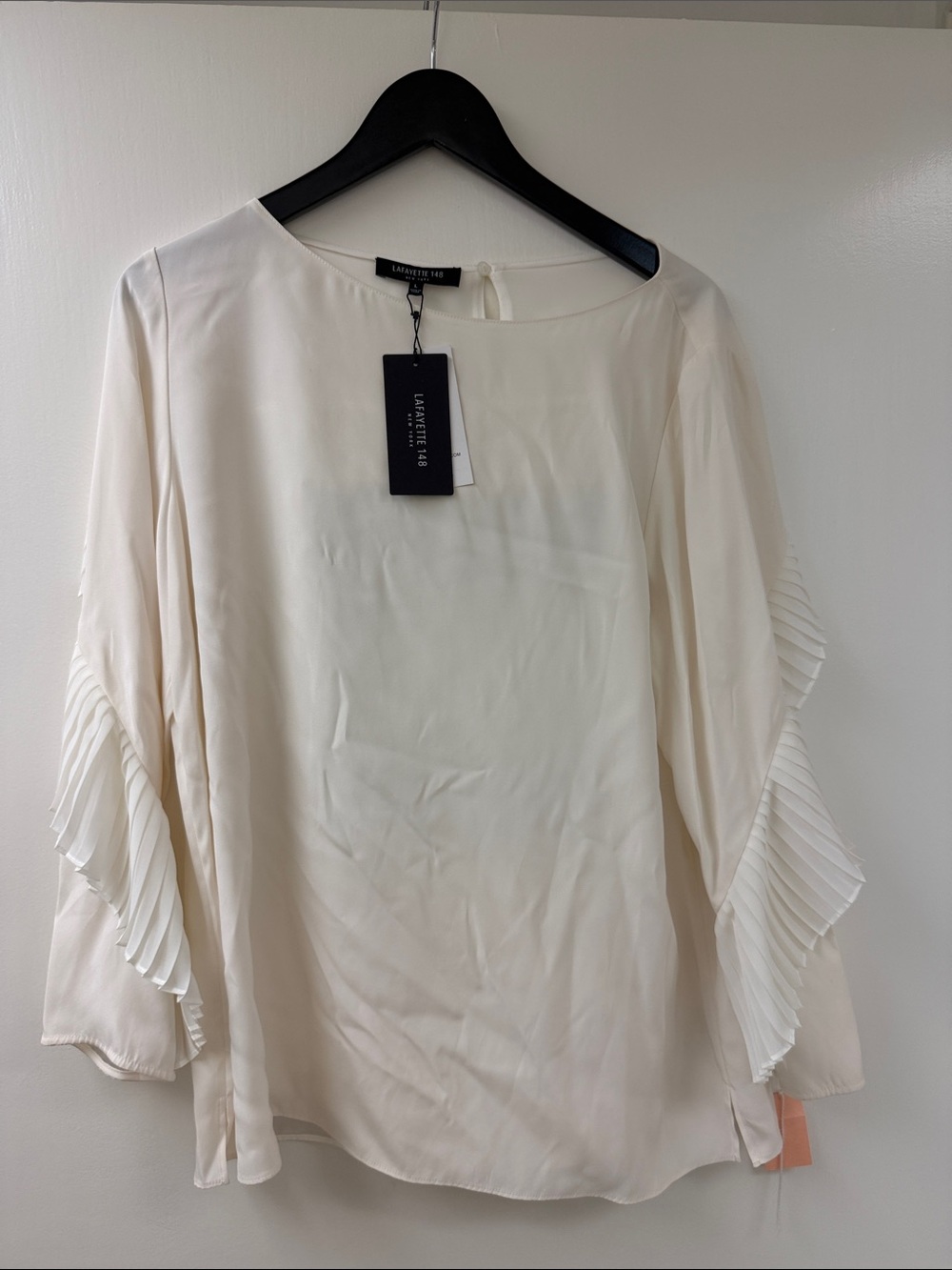 NWT Lafayette 148 New York Cream Pleated-Sleeve Silk Blouse